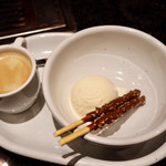 桔梗苑 - アルフレッド コン カフェ(濃厚なアフォガート）