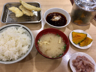 福岡 天神エリアで大人気 1 000円以下の普段ランチ9選 食べログまとめ 福岡 天神エリアで大人気 1 000円以下の普段ランチ9選 食べログまとめ
