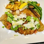 Veal cotoletta (cutlet) with fresh vegetables and quekka sauce