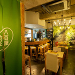 Yaoya Kafe - 喧噪の渋谷の中でゆったりとくつろぎながら野菜を堪能できる隠れ家的な店舗です。
