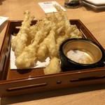 和食バル 音音 - 島らっきょうの天ぷら