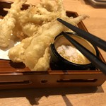 和食バル 音音 - 島らっきょうの天ぷら