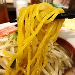 拉麺大公 - スタミナ味噌(もやし増し) 麺リフトアップ