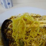 茶飯次 - 柔らかくて細い麺