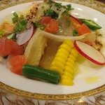 ホテルグリーンヒル - とうもろこしと白身魚のサラダ仕立て