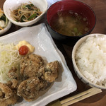 家庭料理居酒屋 よってって - ♪鶏の紫蘇唐揚定食￥500