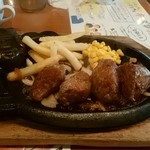 ブロンコ ビリー - 炭焼きやわらかカットステーキランチ