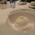 レストラン・モリエール - ミルクのアイスクリーム