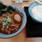 亀山パーキングエリア（上り線）外設売店 - 