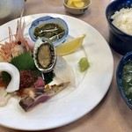 活魚料理 びんび家 - 刺盛定食