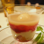 ロオジエ - 桃のカクテル風