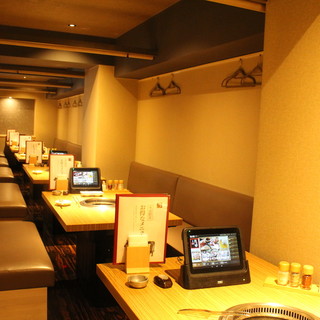 Private rooms for 8 to 12 people, banquets for up to 23 people ◎Popular round tables are also available ♪