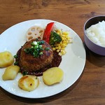 肉食家さんのハンバーグ にくきゅうグリル - ハンバーグランチ・でら旨味噌ハンバーグ（サラダ・スープ・ごはん付き）（980円＋290円）