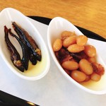 Washoku Shimizu - 滋賀県の郷土料理。稚鮎の佃煮と、海老豆。