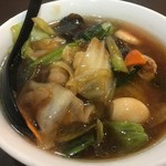 龍盛菜館 - 五目野菜ラーメンと半炒飯