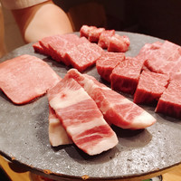 焼肉すどう 春吉 - 今回は何時もの赤身に豚子様もね♡
