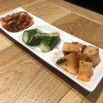 神戸牛焼肉&生タン料理 舌賛 - 