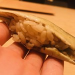 紀尾井町 三谷 - 赤酢系のシャリ