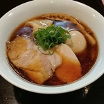 醤油特製らぁ麺です