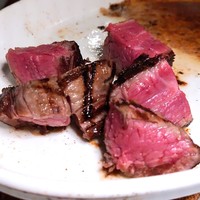 カルネジーオ イースト - 