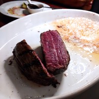 カルネジーオ イースト - 