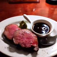 カルネジーオ イースト - 