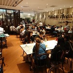 Madam Kwan's - ペトロナスのレストランフロアで、一番人気！