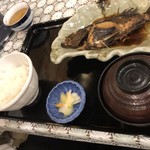 エビフライと定食 うおのぶ食堂 - 