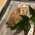 馳走 啐啄一十  - ○庄内の赤むつ炭火焼  6日寝かせ
      旨味の力強さは抜群。前回は炭火焼は庄内に軍配も今日は相手が悪いかと…