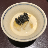 馳走 啐啄一十  - ○小樽の北紫雲丹たっぷりの豆乳プリン
                    →すこーしだけ生クリームが入った豆乳が新鮮で鮮烈な小樽の北紫雲丹と全てが北紫雲丹かのように渾然一体と化している。クリーミィの極致！