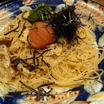 Pontoiru - 明太子と湯葉と丹波しめじの青じそ風味のパスタ