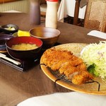 お家のとんかつ亭 - とんかつ定食1000円