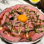 ル バー ラヴァン サンカンドゥ アザブ トウキョウ - 料理写真:成城石井自家製ローストビーフ