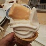 Kushiya Monogatari - ソフトクリームはコーンで。
                        マシュマロも乗せてみた。