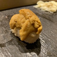 SUSHI TOKYO TEN、 新宿店 - バフン雲丹