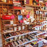 サードプレイスカフェ - 本類。