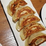 青山餃子房 - 