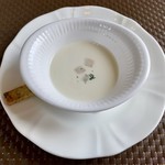 プロヴァンスの日曜日 - ランチ：夕顔の冷製スープ