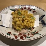 旬菜 おぐら家 - とうもろこしと茶豆のかき揚げ