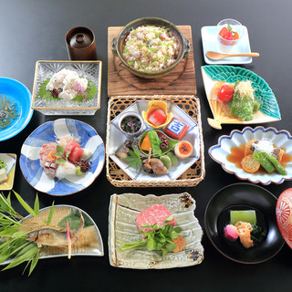 極会席コース 記念日 誕生日などにお使い頂ける特別贅沢なコースです 和食と鉄板料理 美くに まつもと町屋 割烹 小料理 食べログ 極会席コース 記念日 誕生日などにお使い頂ける特別贅沢なコースです 和食と鉄板料理 美くに まつもと町屋 割烹 小料理 食べログ