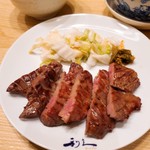 Gyuutan Sumiyaki Rikyuu - 牛タン定食(1650円)