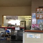 ラーメン　○天 - 厨房