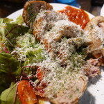 YAICHIRO - 大葉とチーズを詰めた豚ヒレカツ