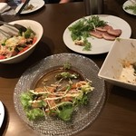 Kamino - カルパッチョ、鴨スモーク、サラダ、キハダ鮪漬け？