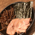 一蘭 - これが、ICHIRAN5選のトッピング。別皿で来ました。