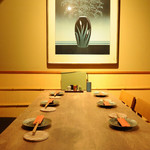 炭火串焼き 鶏料理 富所 - 個室