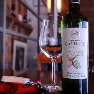 ちょっとお酒が飲みたい…そんな時に気軽に立ち寄れるバル