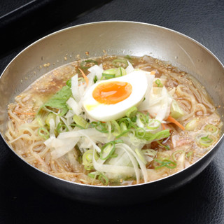 Popular since its founding! To finish off your meal, enjoy our special Cold Noodles ♪