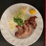 小川港魚河岸食堂 - ブラックペッパーが効いて、これヤバい