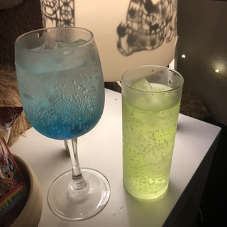 絵本カフェ&BAR ストーリーストリート_1